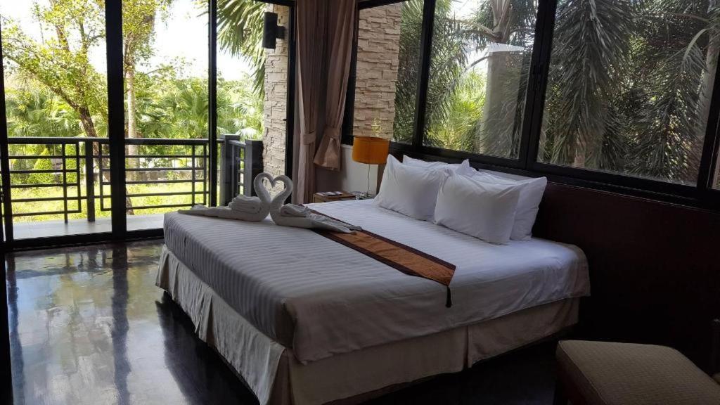 Suwan Golf & Country Club Nakhon Pathom Exterior foto