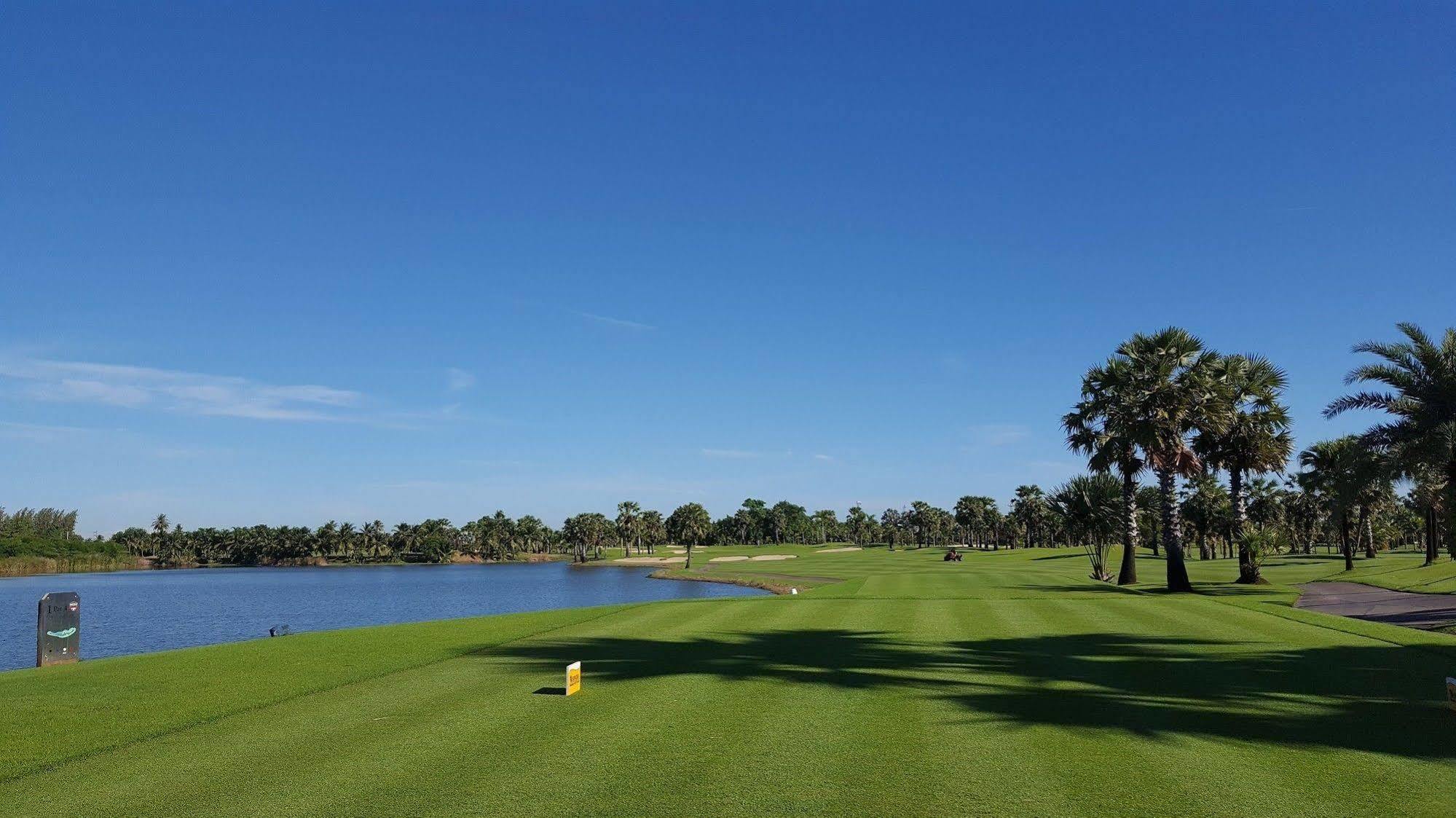 Suwan Golf & Country Club Nakhon Pathom Exterior foto